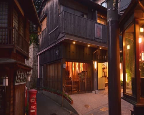 Wagyu & Whiskey: The Ultimate Gourmet Tour